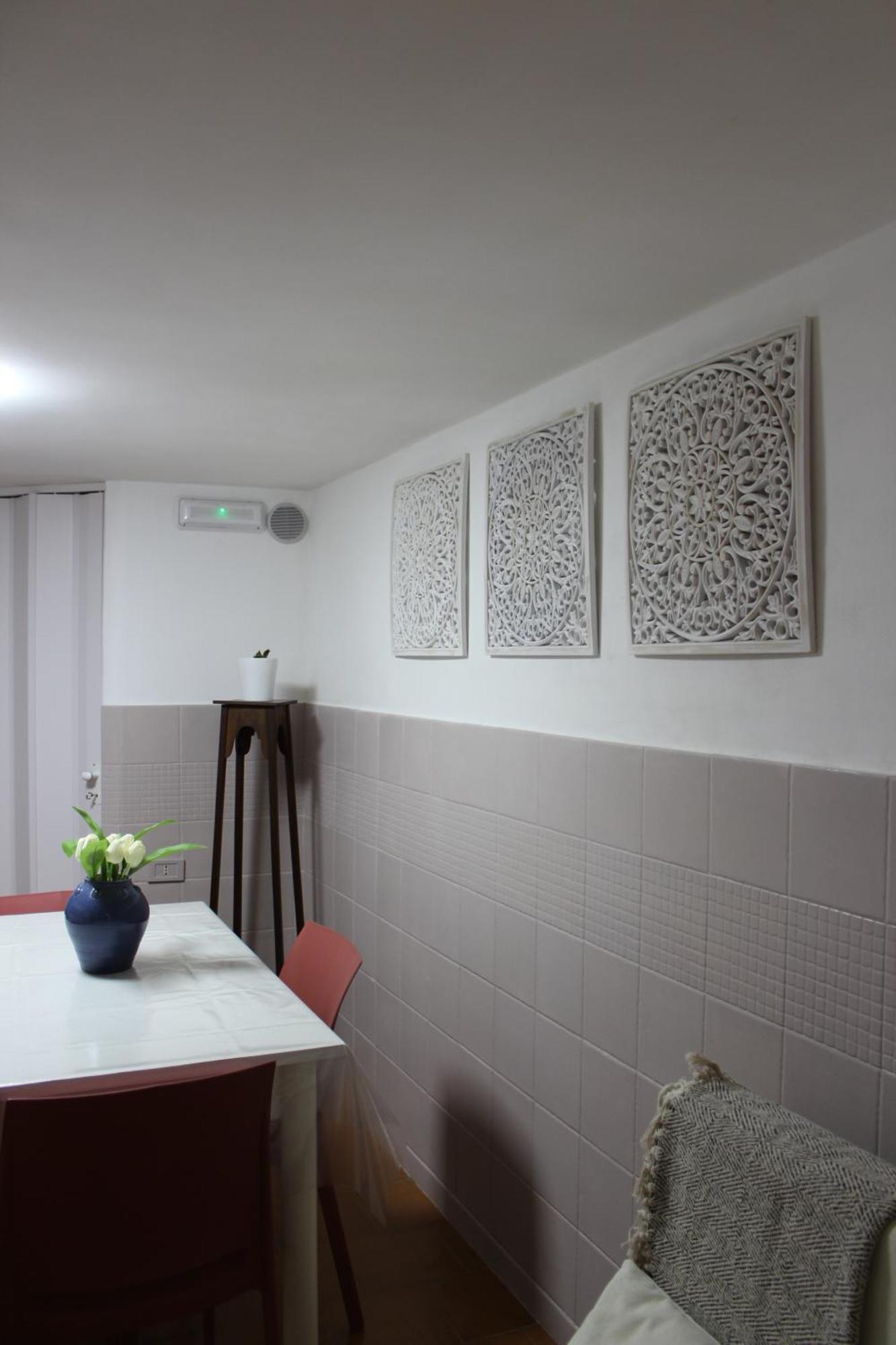 Appartement Dimora Nel Vico à Monopoli Extérieur photo